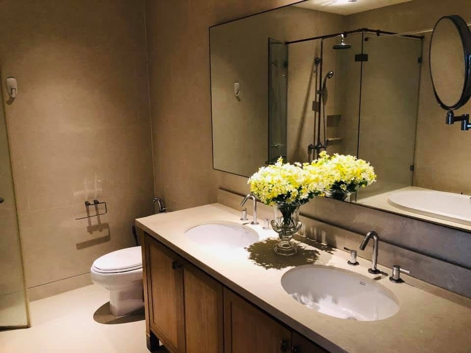 picture #R2628 For rent  The Emporio Place - 11/13