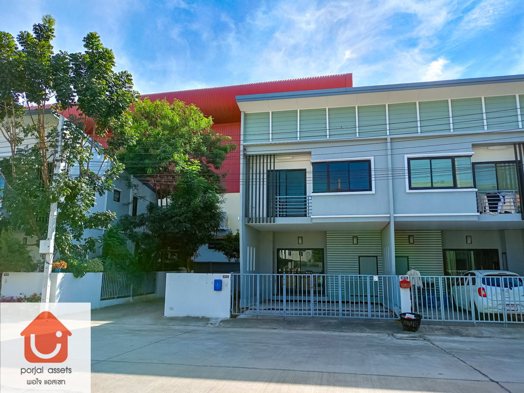 picture 3BR Townhouse for sale, Baan Lapawan 23 - 1/27