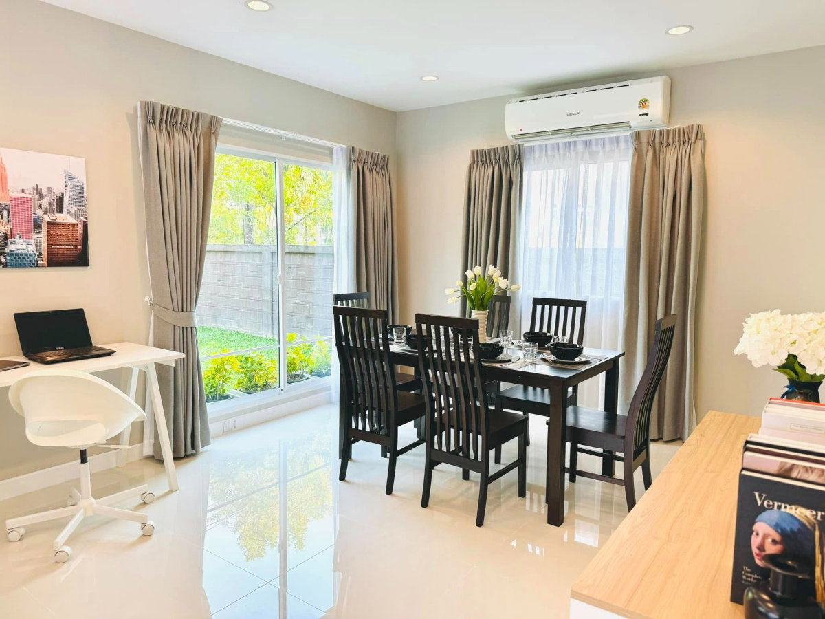 picture house for rent, corner plot, has a lawn, fully furnished, San Kamphaeng zone. (RW006016) - 27/30