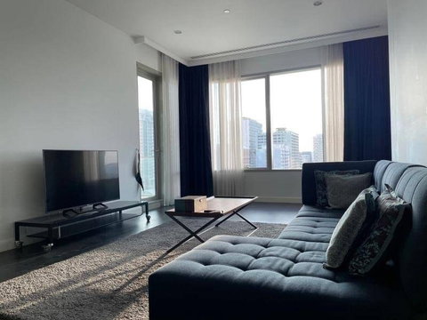 LTHC11853 - 185 Rajadamri FOR SALE Size 107.96 sqm. 2 beds 2 baths Near MRT Ratchadamri Station ONLY 39.9 MB