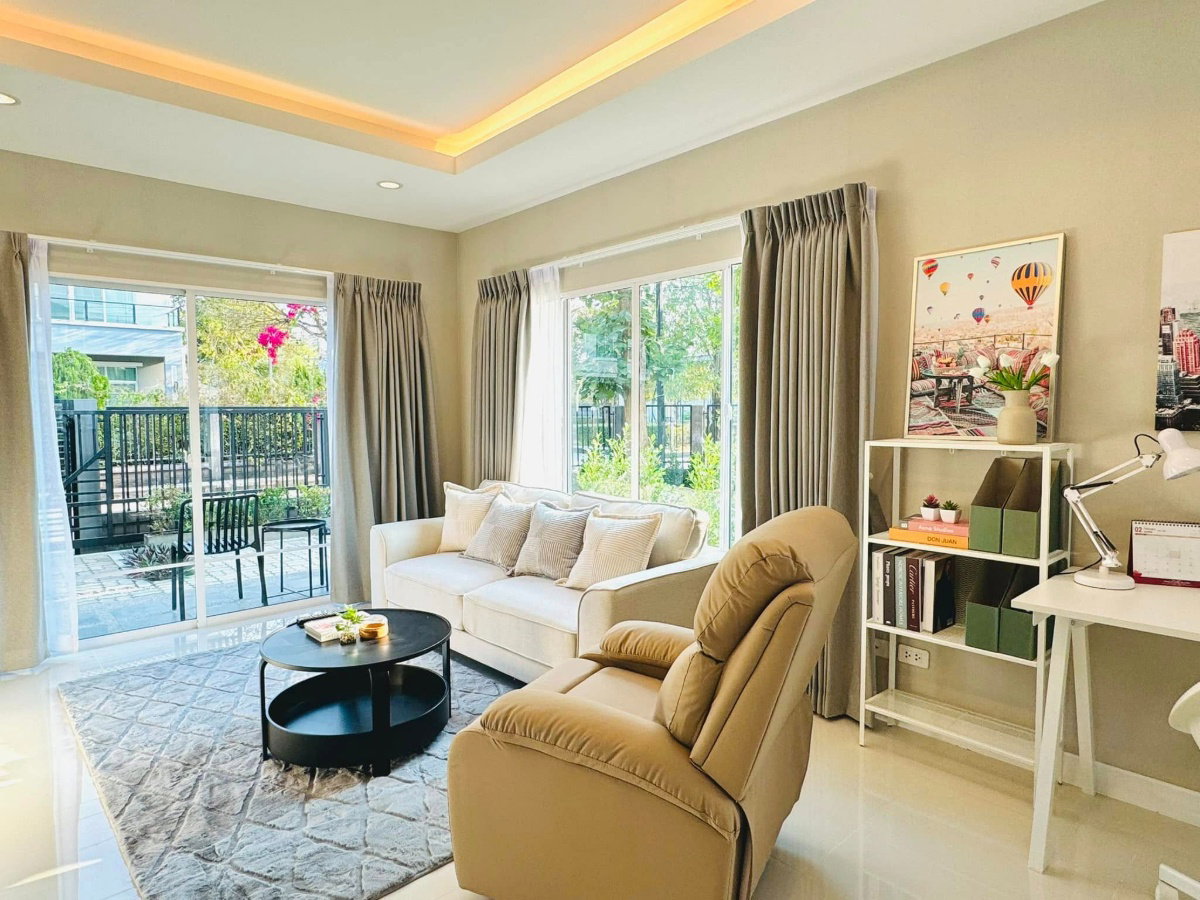 picture house for rent, corner plot, has a lawn, fully furnished, San Kamphaeng zone. (RW006016) - 23/30