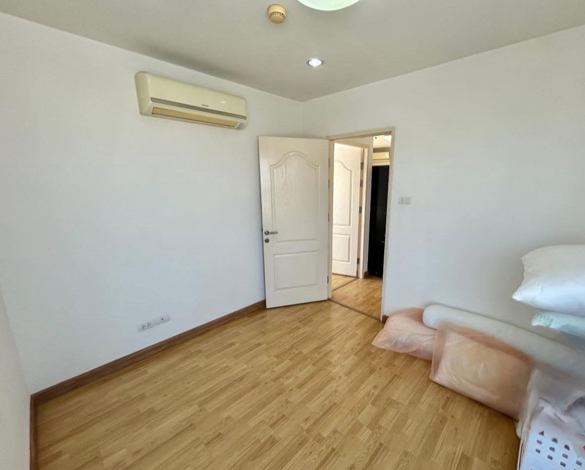 picture Horizon Phetkasem condominium for rent  - 2/12