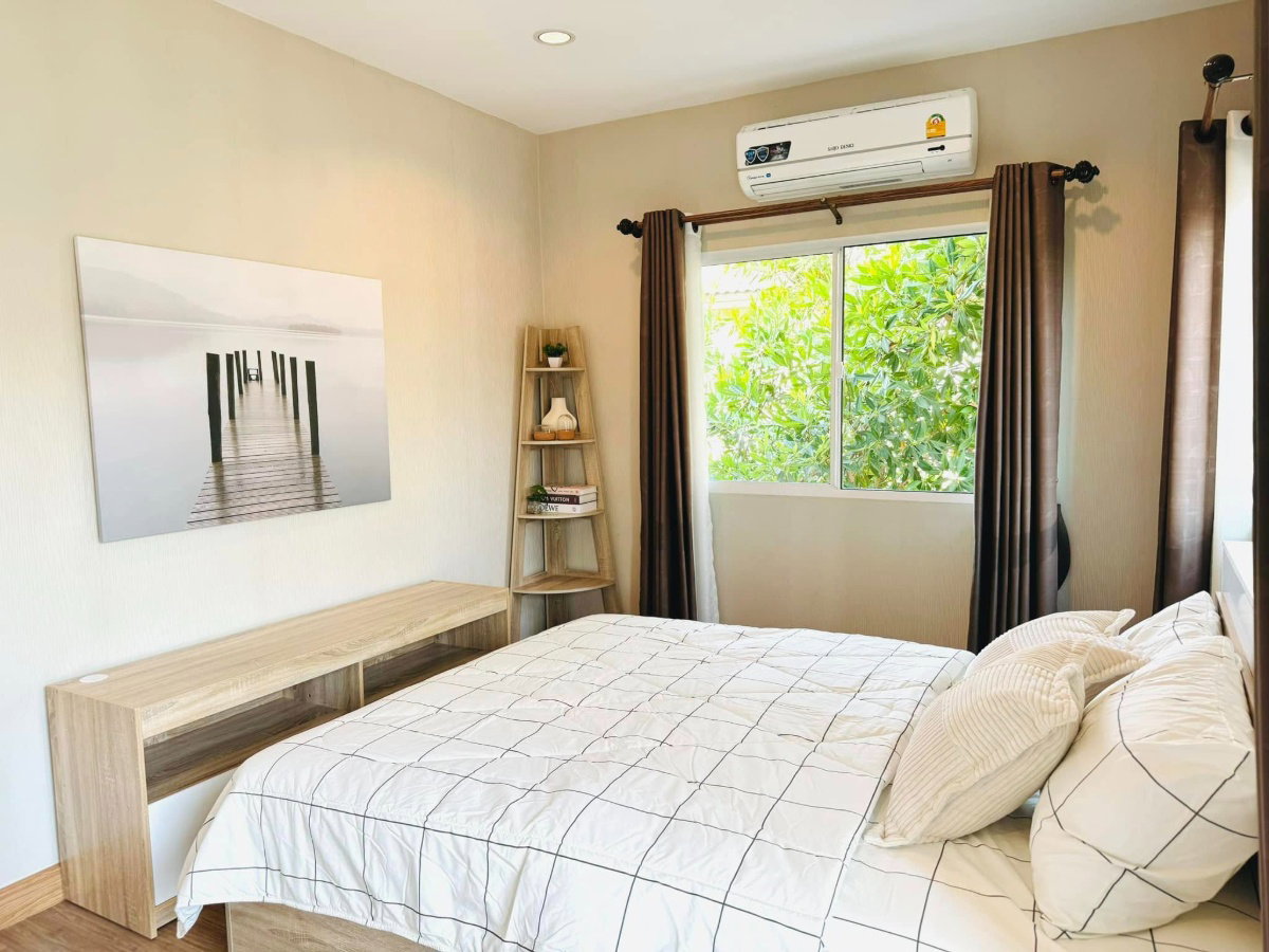 picture house for rent, corner plot, has a lawn, fully furnished, San Kamphaeng zone. (RW006016) - 4/30