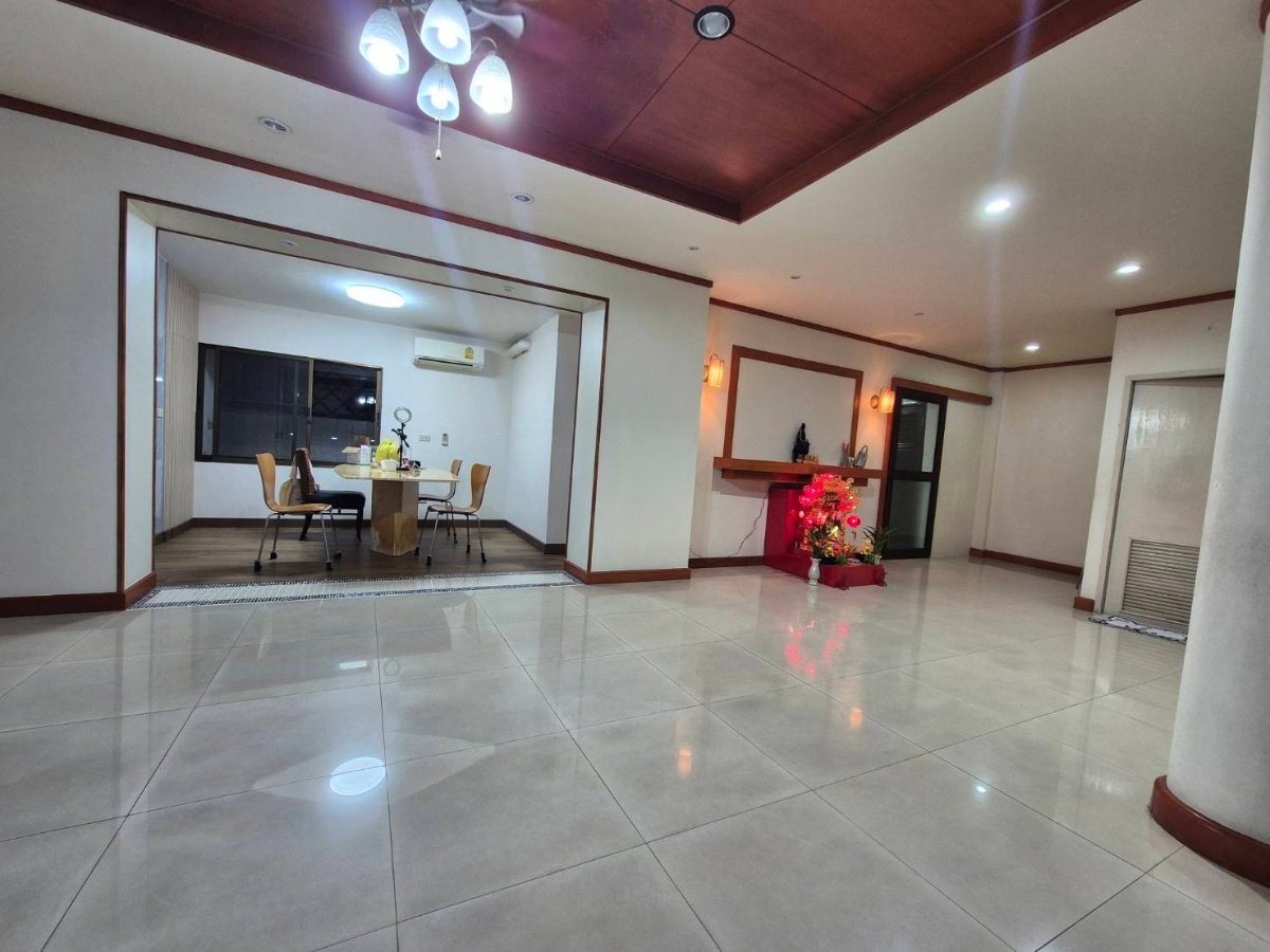 รูป ขาย Townhome 3 ชั้นครึ่ง หมู่บ้านกลางเมือง2 ซอยสหการปะมูลเหม่งจ้าย (S03-1981)  - รูปที่ 1/13