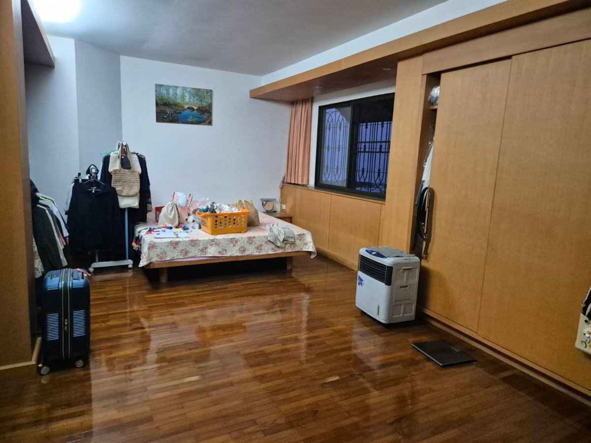รูป ขาย Townhome 3 ชั้นครึ่ง หมู่บ้านกลางเมือง2 ซอยสหการปะมูลเหม่งจ้าย (S03-1981)  - รูปที่ 9/13