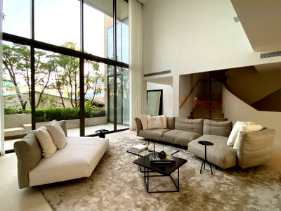 Houses for sale Yan Nawa : A luxurious modern minimalist-style 4 bedrooms, for sale