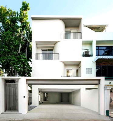 โฮมออฟฟิศ รัชโยธิน : LTH11879 - Home Office For Sale in Soi Ratchadaphisek 42 Size 550 sqm. 63 sqw. 2 beds 3 baths Near BTS Ratchayothin Station ONLY 29 MB