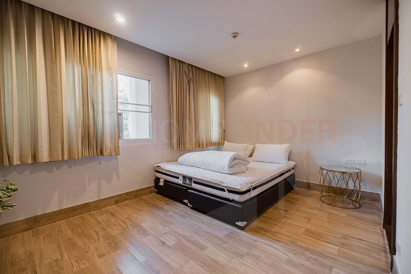 picture Charan Tower 3 bedrooms, for rent - 14/31
