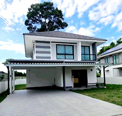 บ้านเดี่ยวให้เช่า : ให้เช่าบ้านเดี่ยว ม.มณีรินทร์ไพรเวทซี่ ศรีราชา, ชลบุรี