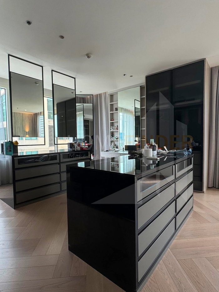 รูป The Royal Saladaeng Condominium 2 bedrooms, for rent - รูปที่ 24/29
