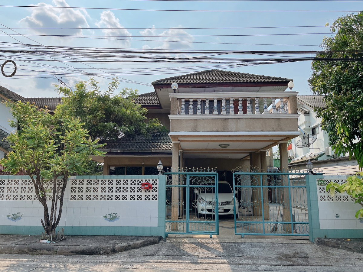 ปรับลดราคา บ้านเดี่ยว  พื้นที่ใช้สอยขนาดใหญ่  ติดซาฟารีเวิลดิ์ ใกล้แฟชั่นไอร์แลนด์ | #TPI-1783