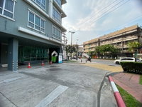 Facility 2