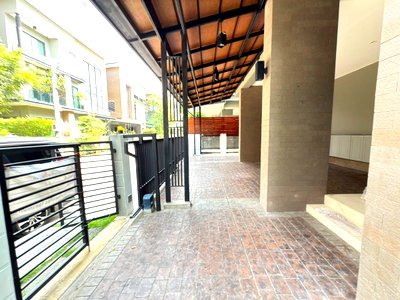 เช่าบ้านเดี่ยว ถนนรัชดาภิเษก : LTHC11960 - House FOR RENT Soul Ratchadapisek 68 Size 500 sqm. 72 sqw. 5 beds 6 baths Near Wong Sawang ONLY 220K/Month