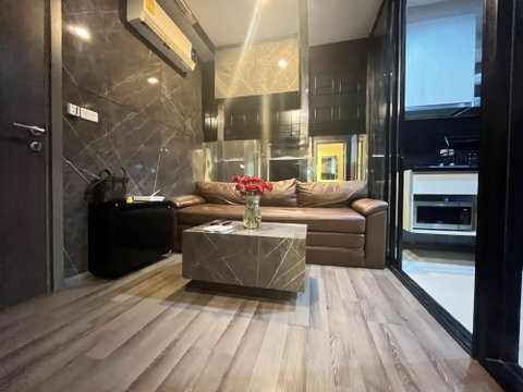 Call : 091-949-9463 Owner Post คอนโด เดอะ เบส พาร์คอีสต์ สุขุมวิท 77 ใกล้ BTS อ่อนนุช แบบ 1 ห้องนอน 1 ห้องครัว ตกแต่งครบตามรูป