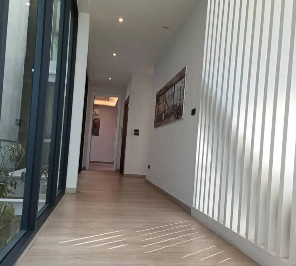 picture Townhome for rent, Scenery Phattanakarn-Thonglor, with elevator, 3beds - 22/24