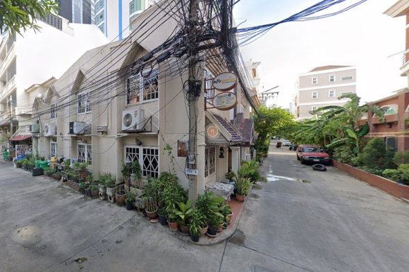 รูป Baan Khlong Toei Niwet - รูปที่ 2/3