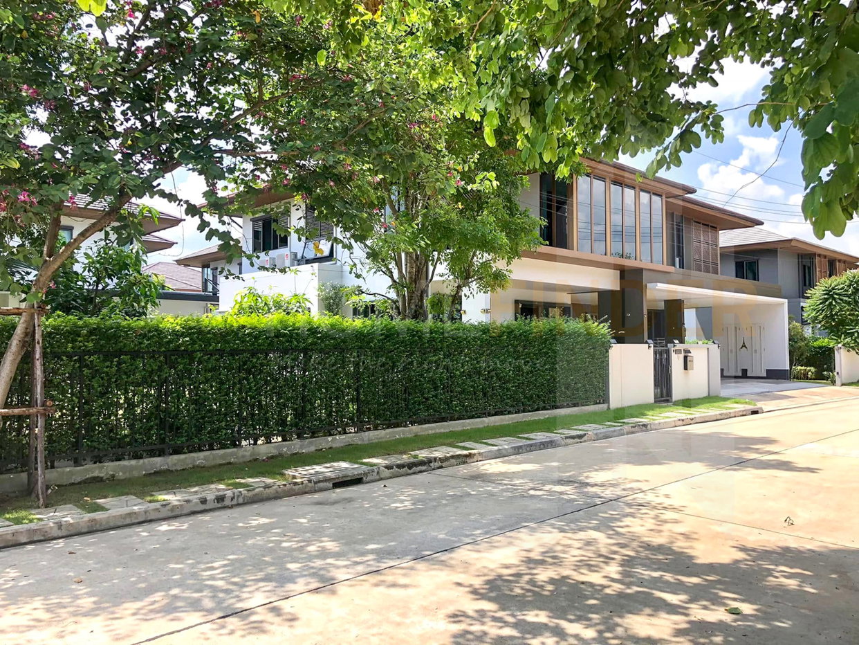 รูป Burasiri Pattanakarn 5 bedrooms, for rent - รูปที่ 10/13