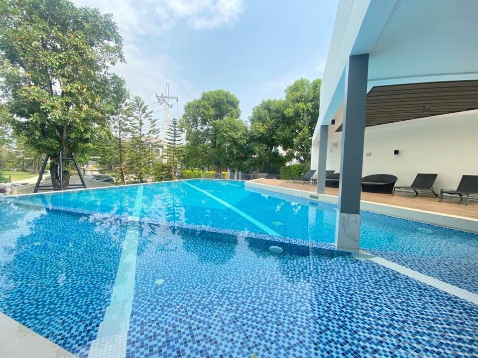 picture Single house for sale? Kik has never lived in it. - 17/17