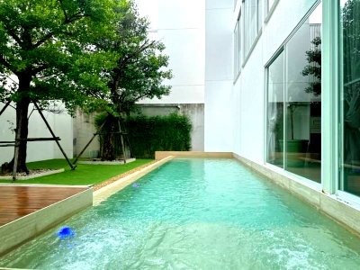 บ้านเดี่ยว โรงเรียนนวมินทราชินูทิศ เบญจมราชาลัย : 🌊🌊LUXURY POOL VILLA​❤️❤️4นอน 5 น้ำ💙 สระส่วนตัว ​🎄🎄​ บ้านตรีธารา TRITARA 📍สุขาภิบาล 5 -รามอินทรา