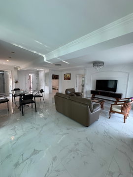 LTH12008 – Royal Castle FOR RENT Size 140 sqm. 2 beds 2 baths Near BTS Phrom Phong Station ONLY 55K/Month