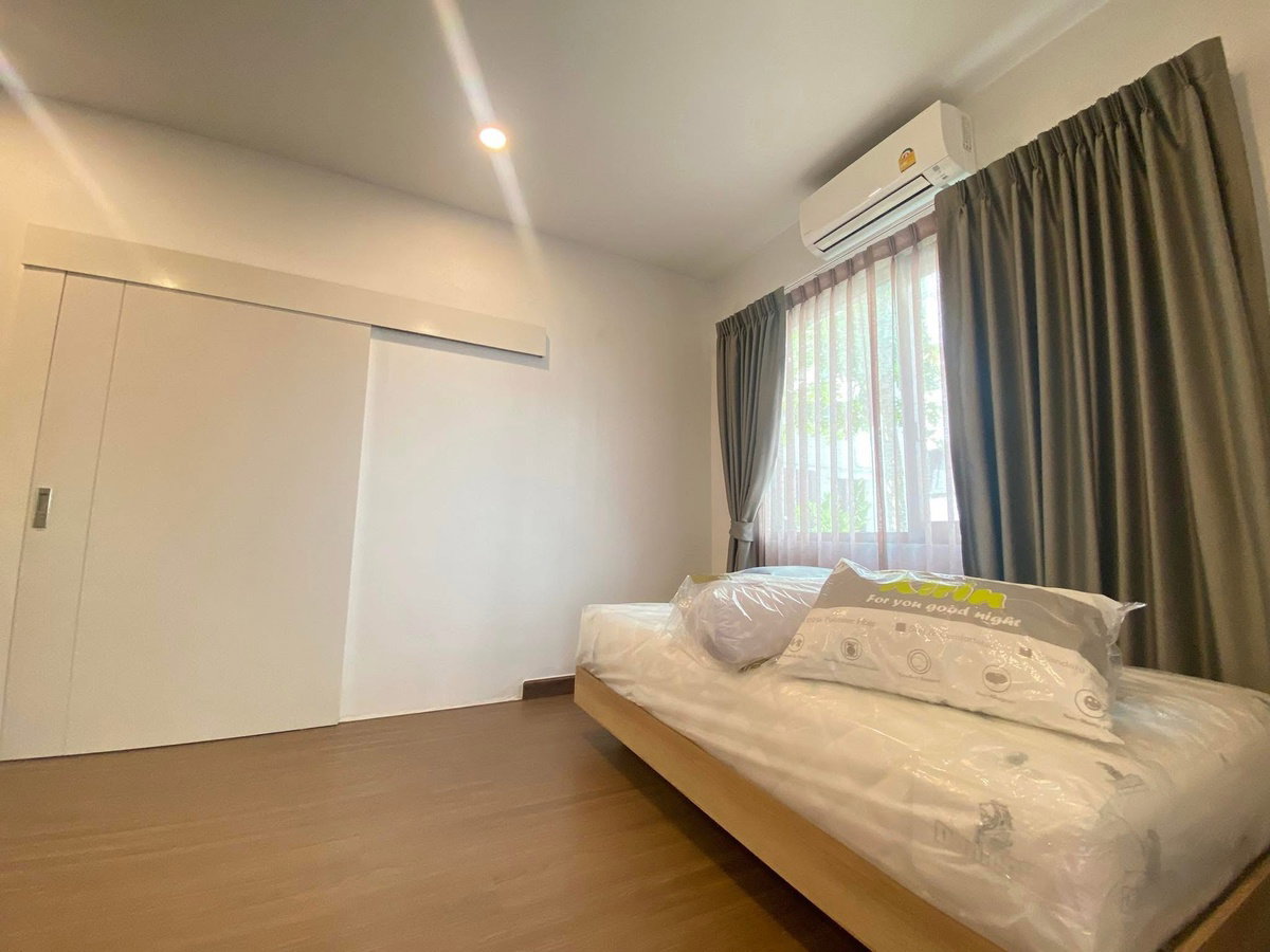 picture Single house for sale? Kik has never lived in it. - 13/17