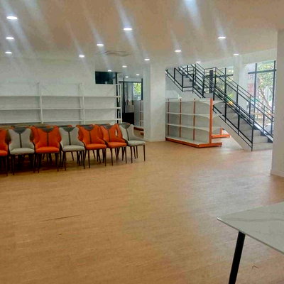 เช่าพื้นที่ขายของ เขตวัฒนา : LTHC12013 – Commercial Space For Rent at Hotel Ground Floor Size 265 Sqm. 1 room 1 bath Near BTS Ekkamai ONLY 250K/Month