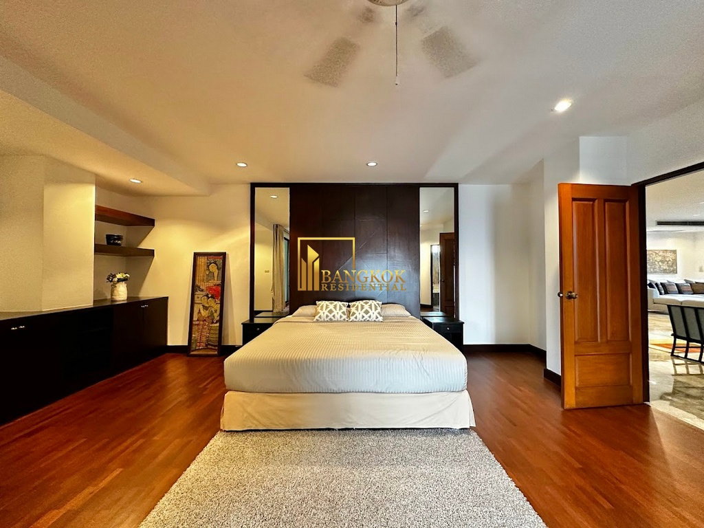 รูป Prestigious 3 Bedroom Apartment For Rent in Phrom Phong - BR20717AP - รูปที่ 21/56