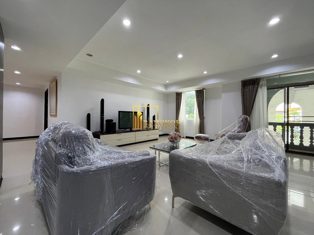 picture Royal Castle - Spacious 3 Bedroom Condo For Rent in Phrom Phong Area - BR14636CD - 3/38