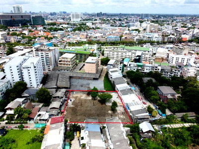 ที่ดิน สนามหลวง : ขายที่ดินทำเลทอง ใกล้แม่น้ำเจ้าพระยา ย่านฝั่งธนฯ