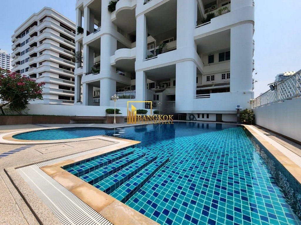 รูป Crystal Garden - Spacious 2 Bed Condo For Rent in Sukhumvit Area - BR19607CD - รูปที่ 21/31