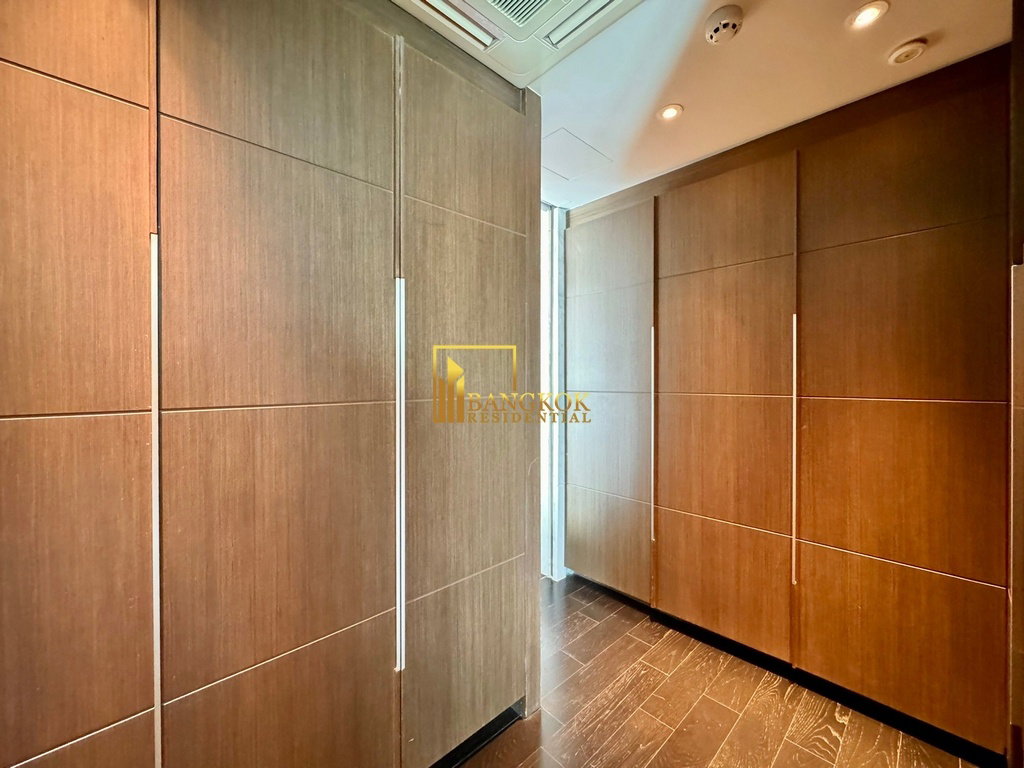 picture The Crest 24 - Incredible 3 Bed Duplex Condo in Phrom Phong Area - BR19290CD - 26/44
