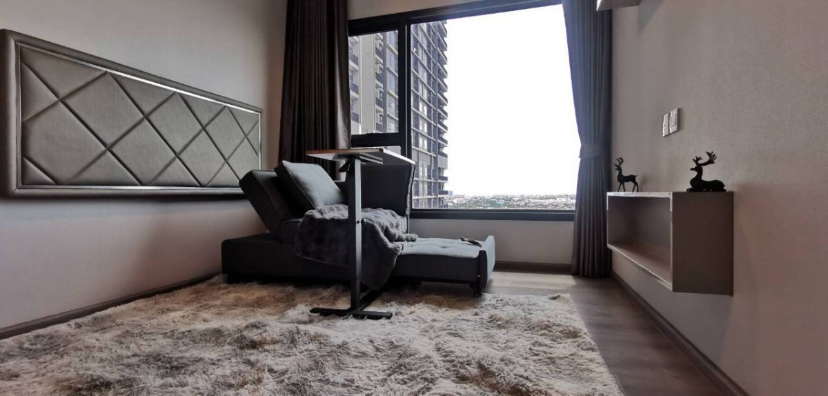 picture politan rive for rent near river 2 bed - 7/12