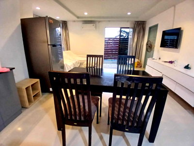 คอนโดให้เช่า : ให้เช่าคอนโดศรีวรา การ์เด้น ลาดพร้าว 94 2 ห้องนอน โทร. 0999983897