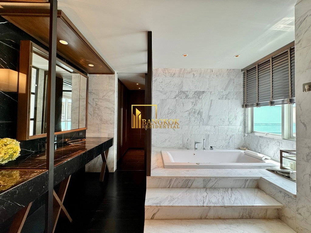 picture The Crest 24 - Incredible 3 Bed Duplex Condo in Phrom Phong Area - BR19290CD - 28/44