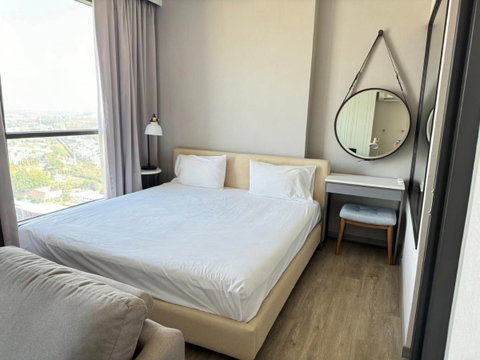 ให้เช่าถูกมาก คีนคอนโด( Keen Condo ) ชั้น35 วิวภูเขา ศรีราชา, ชลบุรี