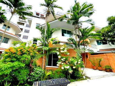 เช่าบ้านเดี่ยว ถนนเพชรบุรี กรุงเทพฯ : Baan Thepkamol - 3 Bedroom House For Rent in Bang Kapi - BR28027SH