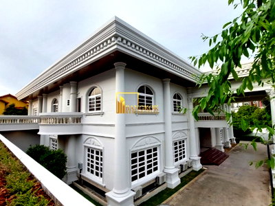 เช่าบ้านเดี่ยว ไบเทค บางนา : Detached House - 6 Bedroom House For Rent in Punnawithee - BR27956SH