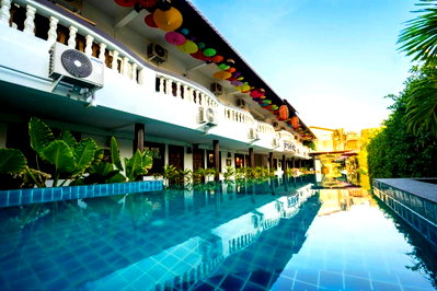 กิจการ เมืองเชียงใหม่ เชียงใหม่ : ขายโรงแรม ในคูเมือง ใกล้ตลาดประตูเชียงใหม่ จำนวน 34 ห้อง (SW002246)