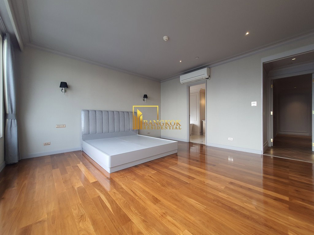 รูป Hampton - Beautifully Renovated 4 Bed Luxury Condo - BR12529CD - รูปที่ 11/36