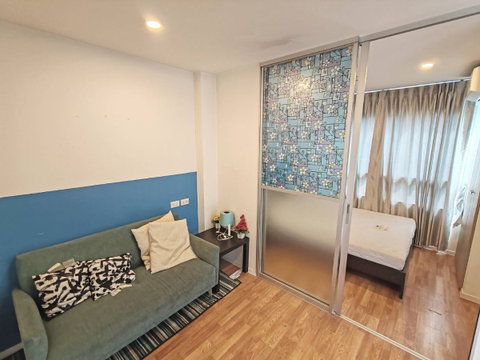 Urgent sale, Lumpini Ville Ratchaphruek Bangwaek Condo, area 22.62 sq m, 4th floor, excellent location, near employment sources, easy to find tenants,
