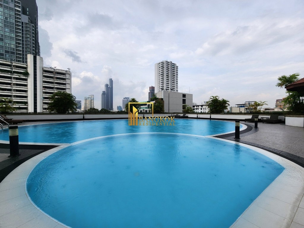 รูป Moon Tower - 6 Bedroom Triplex Penthouse in Ekkamai - BR16030CD - รูปที่ 31/42