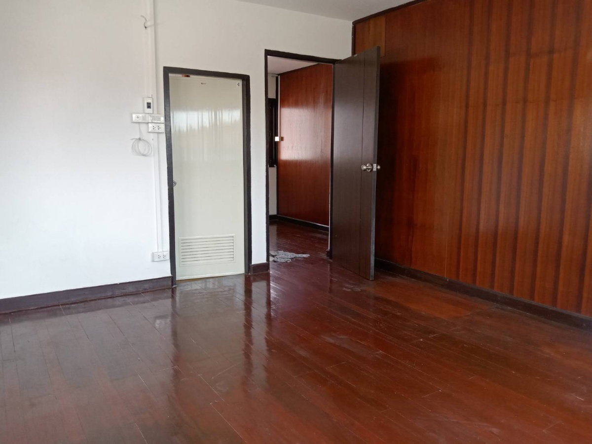 รูป ขายบ้านเดี่ยว ม.รามอินทรานิเวศน์ ติดรามอินทรา กม.7 Line: @katagent - รูปที่ 33/37