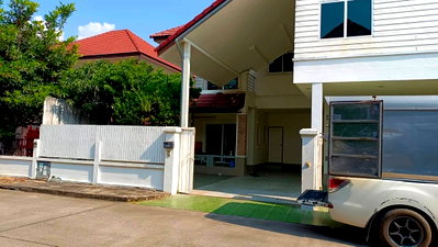 เช่าบ้านเดี่ยว เทศบาลตำบลดอนแก้ว : ให้เช่าบ้านหลังใหญ่ ปรารถนาพลัส สันผักหวาน 6 ห้องนอน  เฟอร์นิเจอร์ครบ  เดือนละ 42,000 บาท