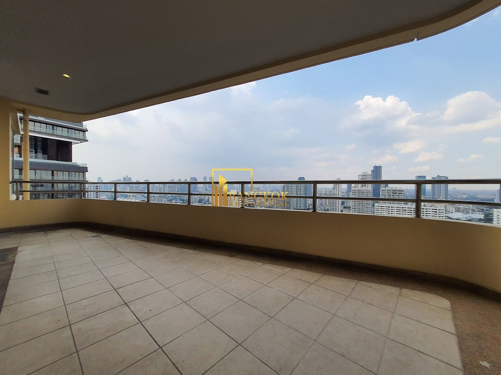 รูป Hampton - Beautifully Renovated 4 Bed Luxury Condo - BR12529CD - รูปที่ 24/36