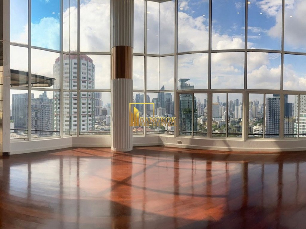 รูป Moon Tower - 6 Bedroom Triplex Penthouse in Ekkamai - BR16030CD - รูปที่ 2/42