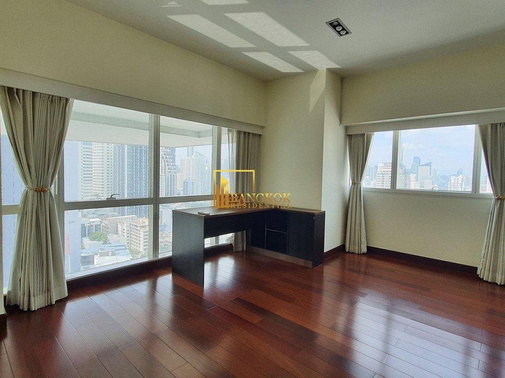 รูป  Le Raffine 31 - 3 Bedroom Duplex Luxury Condo With Pool - BR9211CD - รูปที่ 20/50
