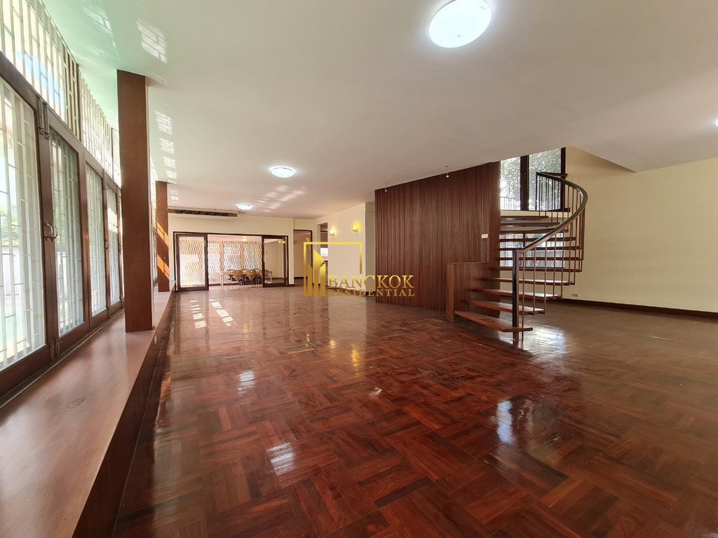 รูป Charming 3 Bed Detached House For Rent in Nana - BR8249SH - รูปที่ 5/27