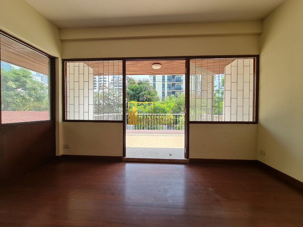 รูป Charming 3 Bed Detached House For Rent in Nana - BR8249SH - รูปที่ 17/27