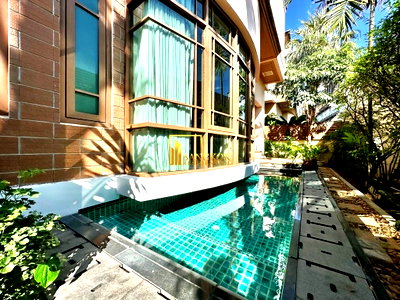บ้านเดี่ยวให้เช่า : Baan Sansiri 67 - Spacious 4 Bedroom House For Rent in Phra Khanong - BR27687SH