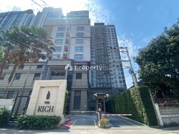 รูป The Rich Sathorn - Taksin - รูปที่ 2/16